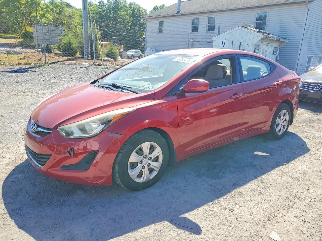 Salvage Hyundai ELANTRA Image