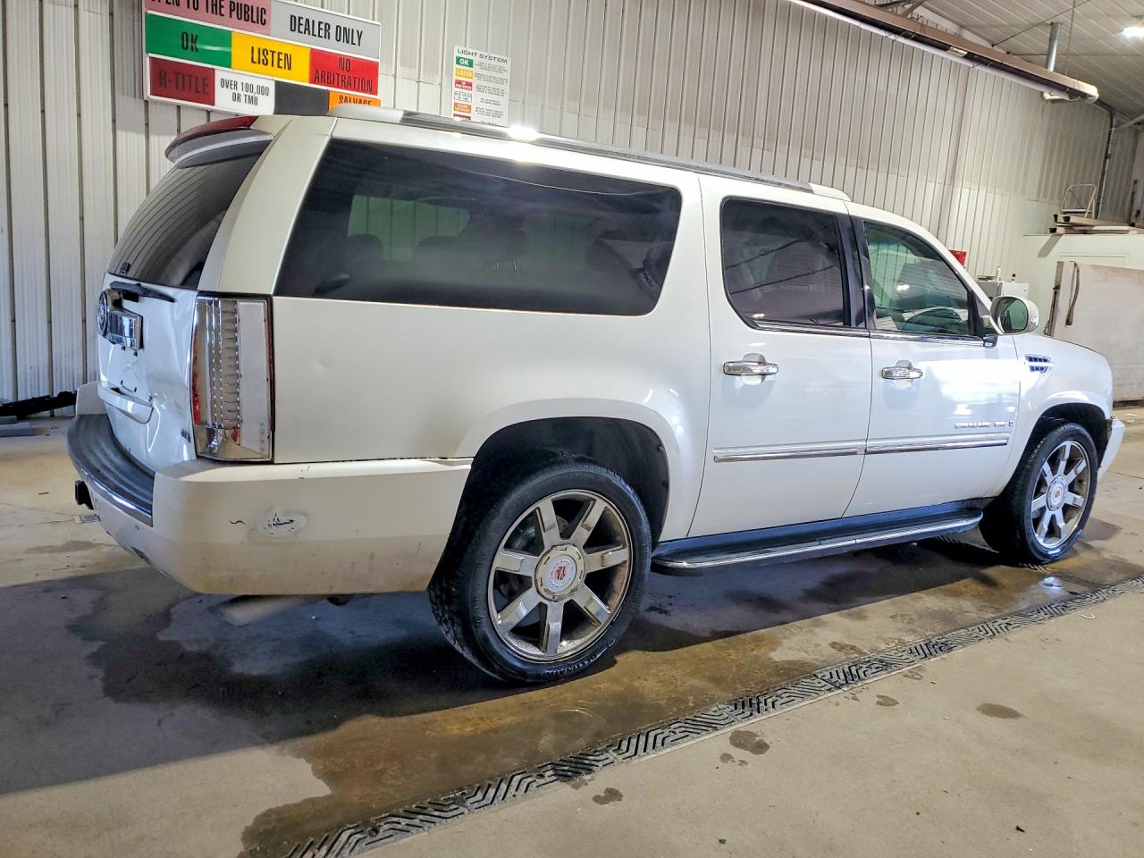Cadillac Escalade Esv
