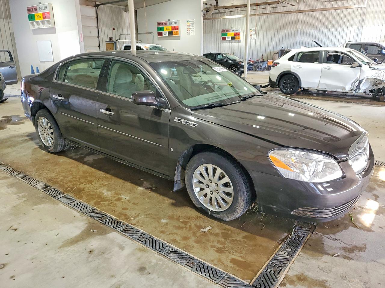 Buick Lucerne Cx