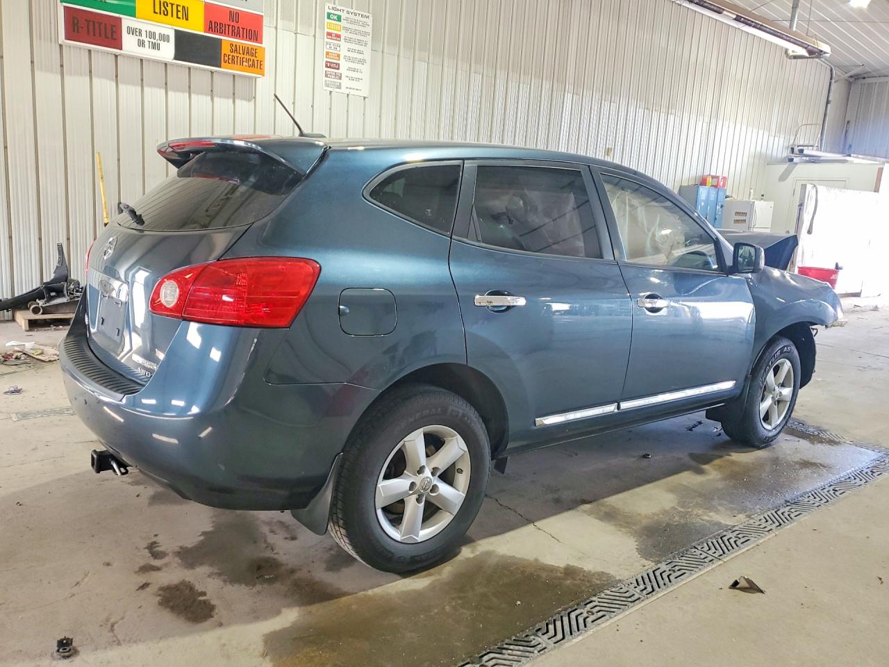 Nissan Rogue S