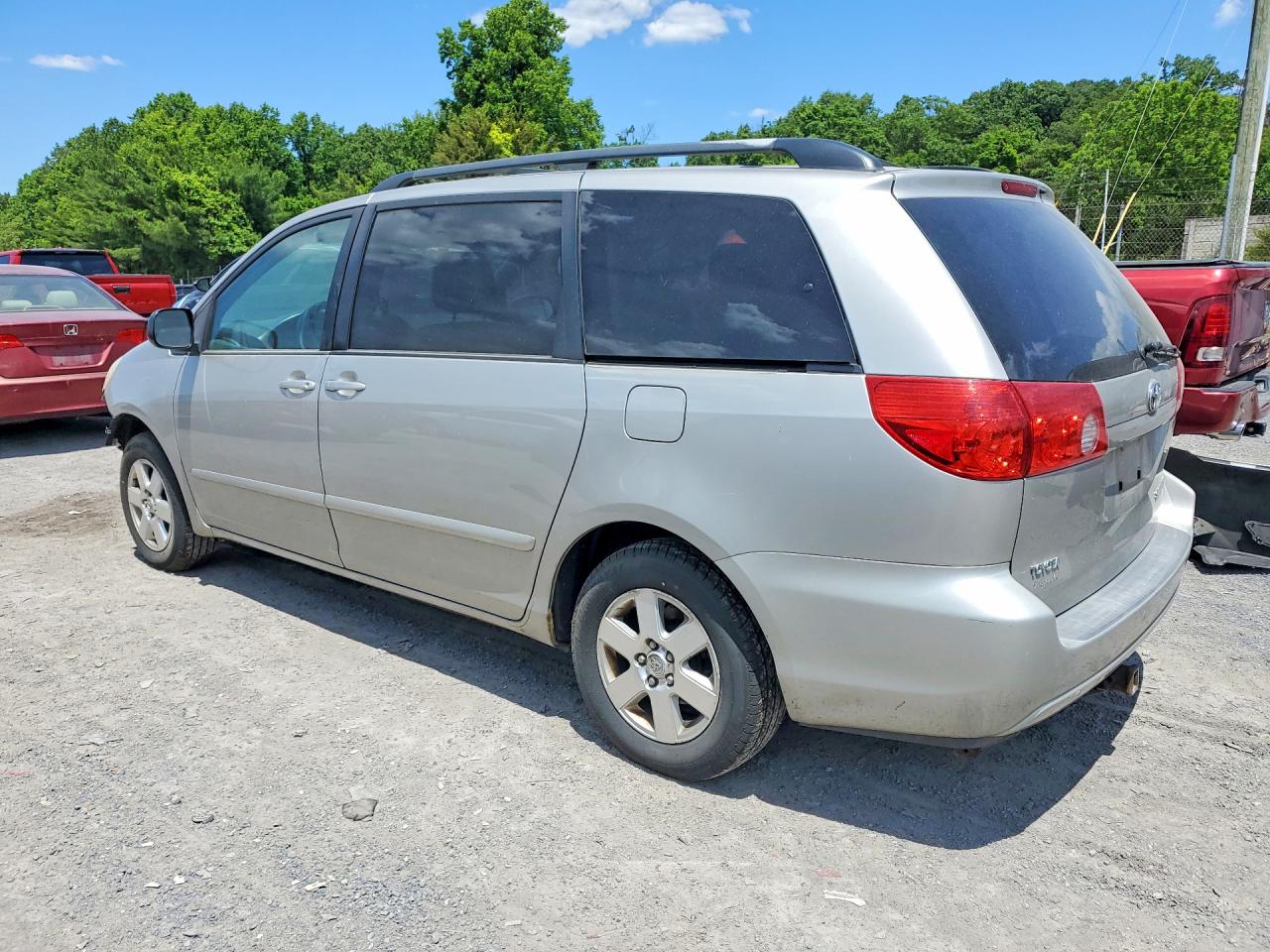 Toyota Sienna Le 7-passenger