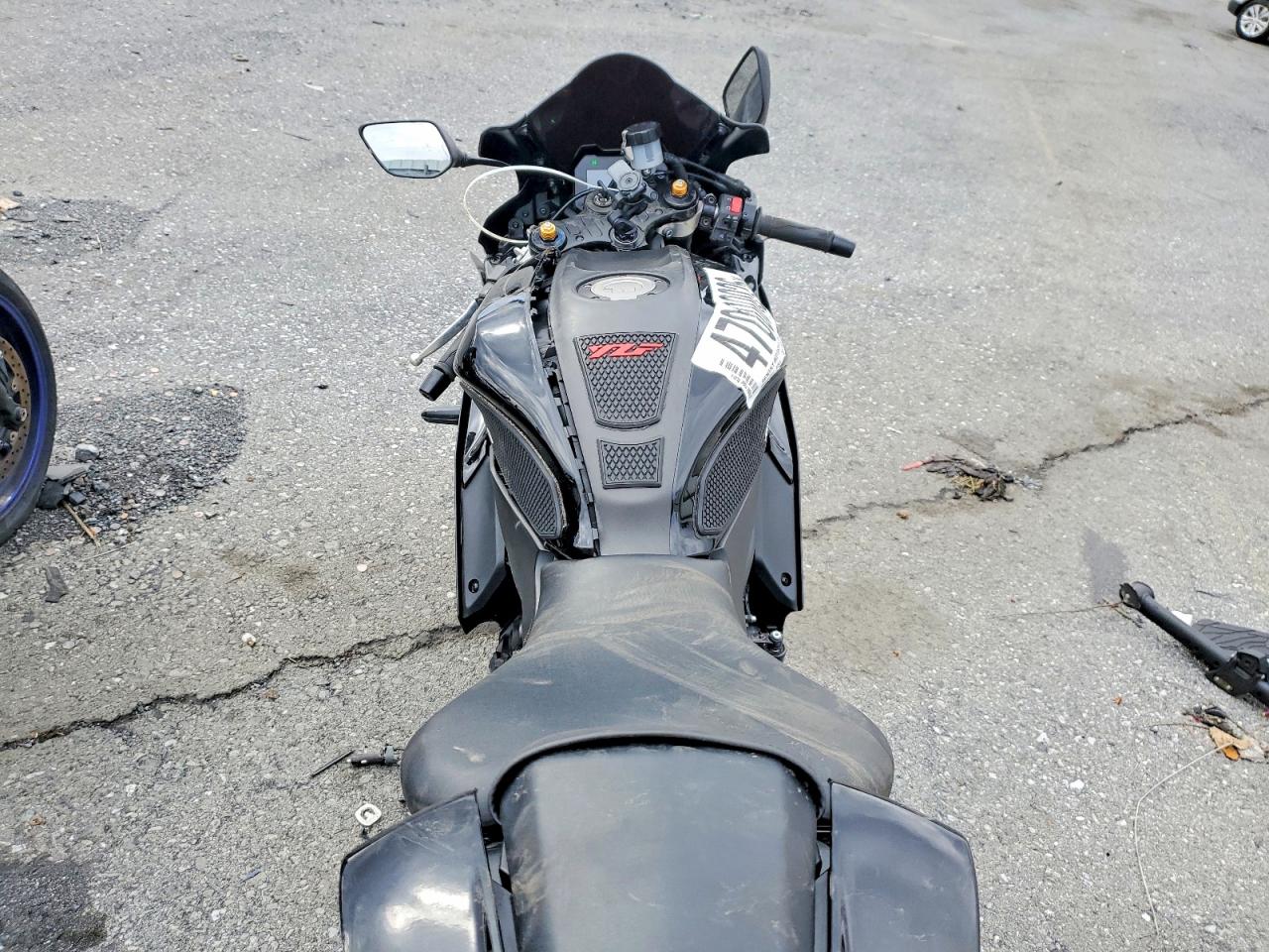 Yamaha Yzfr7