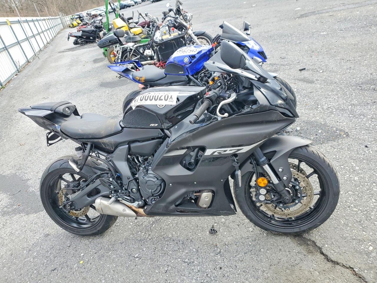 Salvage Yamaha Yzfr7 Image