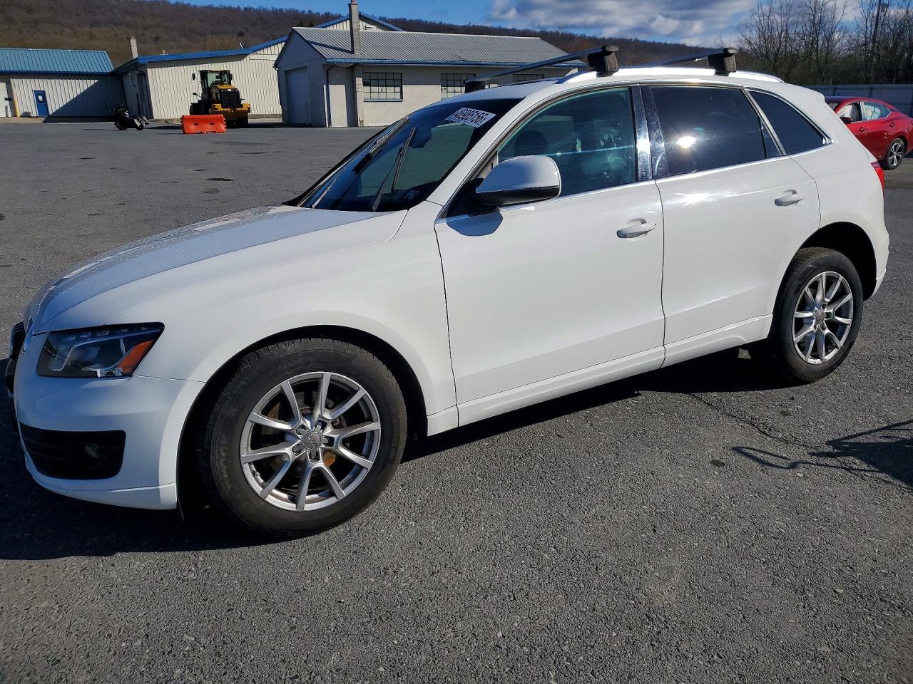 Salvage Audi Q5 Image
