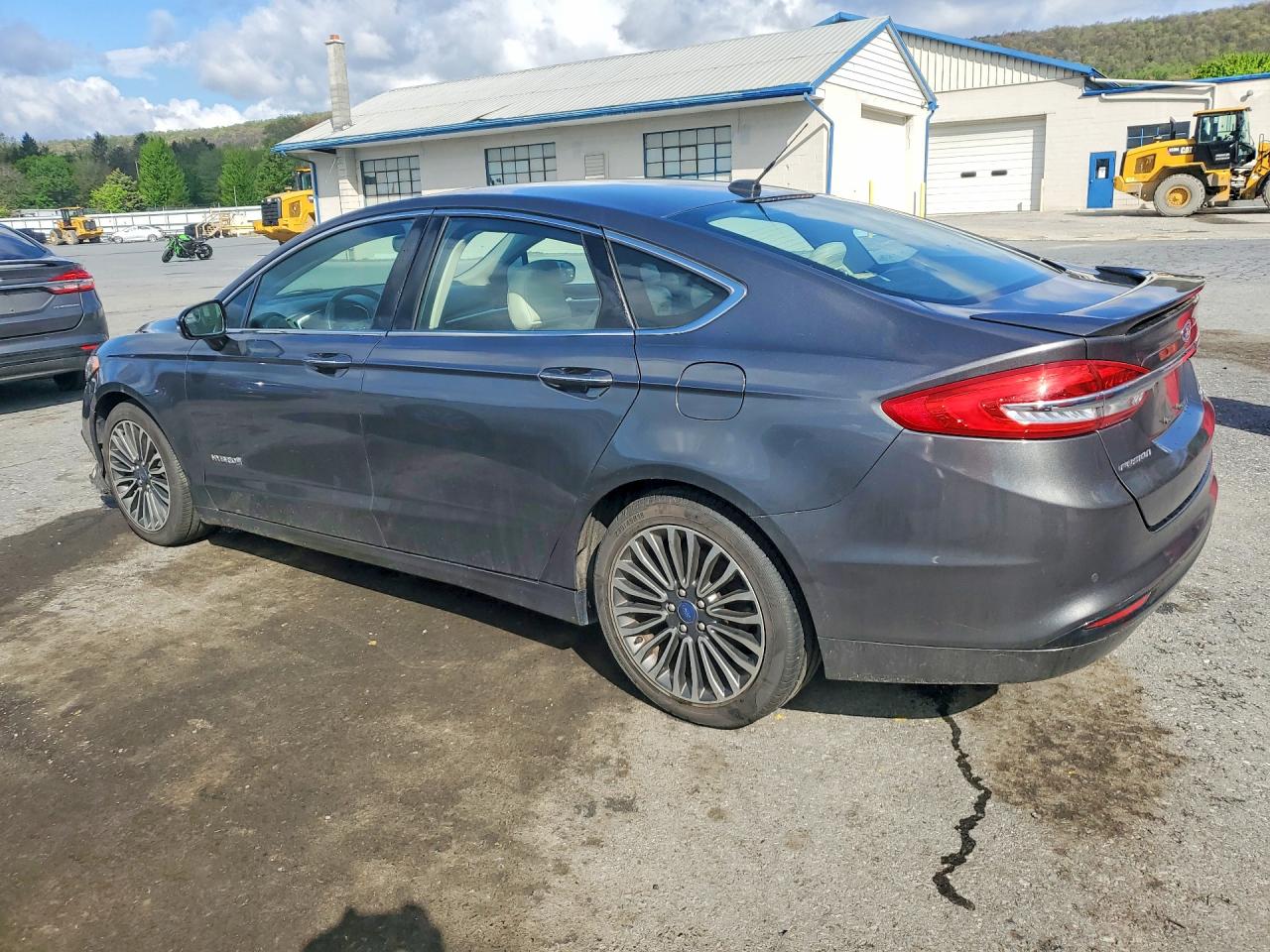 Ford Fusion Titanium Hev