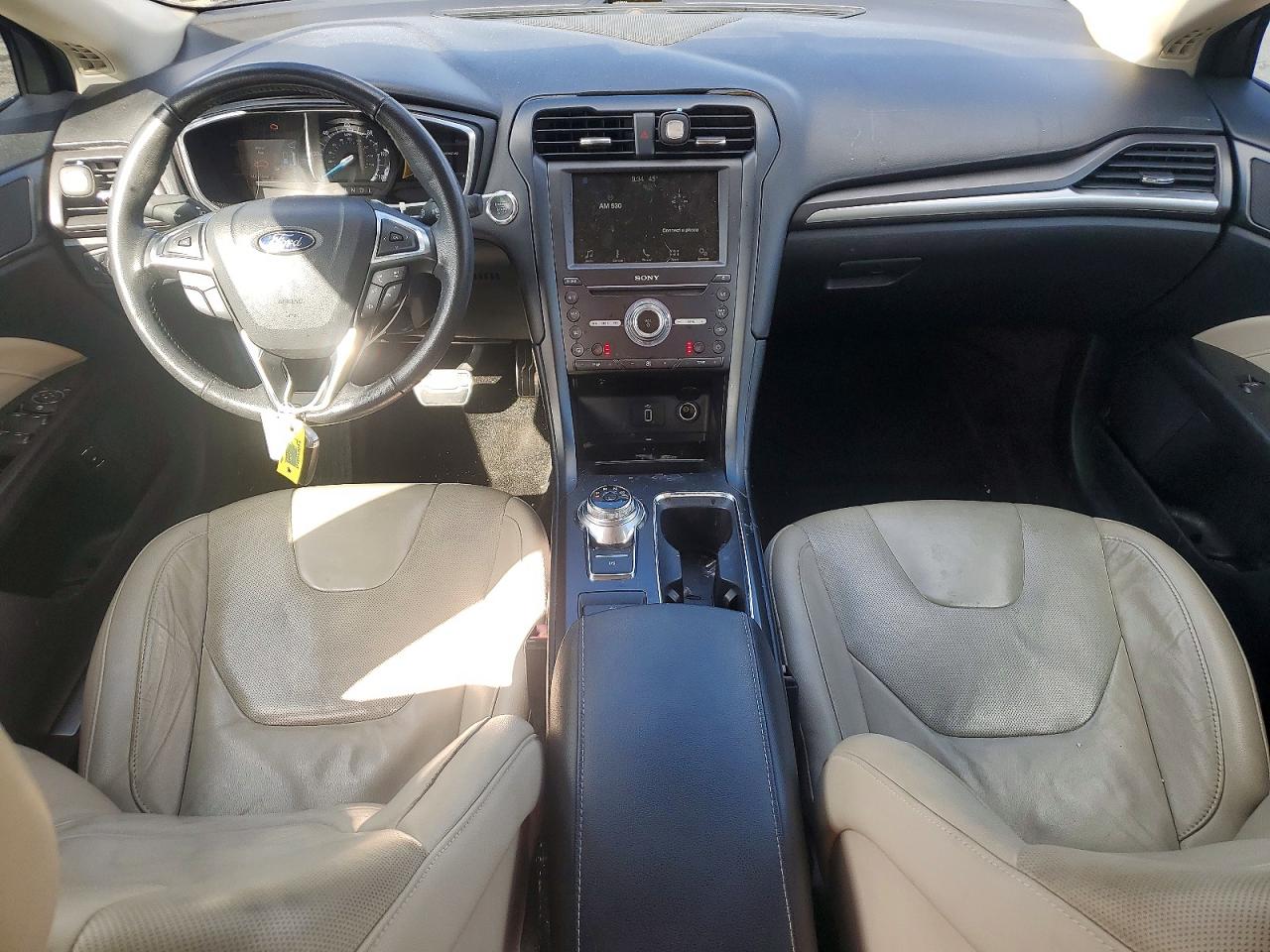 Ford Fusion Titanium Hev