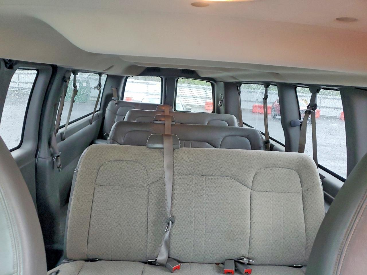 Chevrolet Express Ls