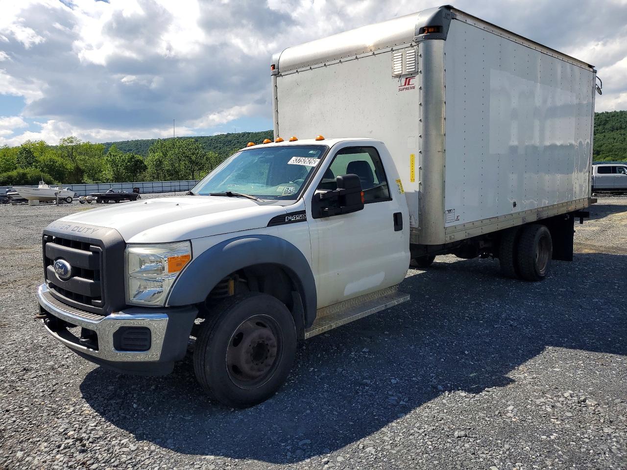 Salvage Ford F-450 Image