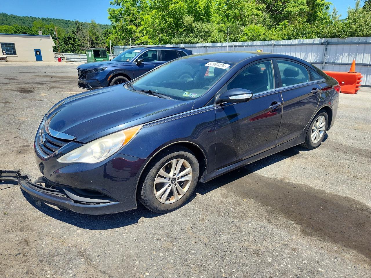 Salvage Hyundai SONATA Image