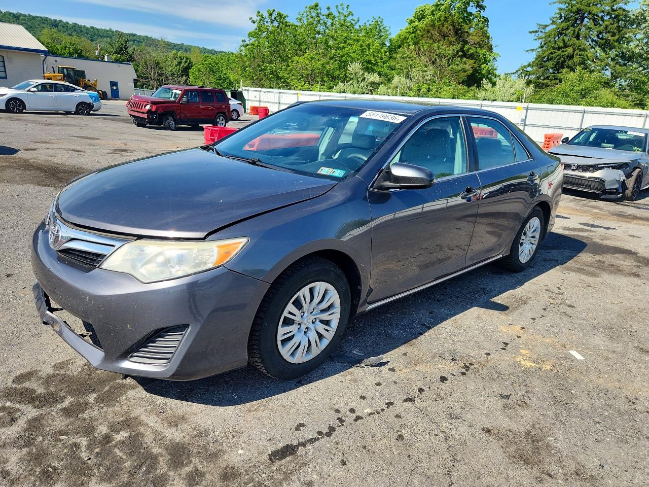 Salvage Toyota Camry Image