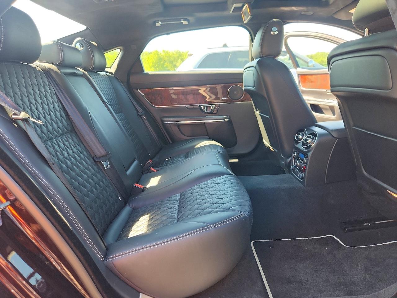 Jaguar XJ Portfolio