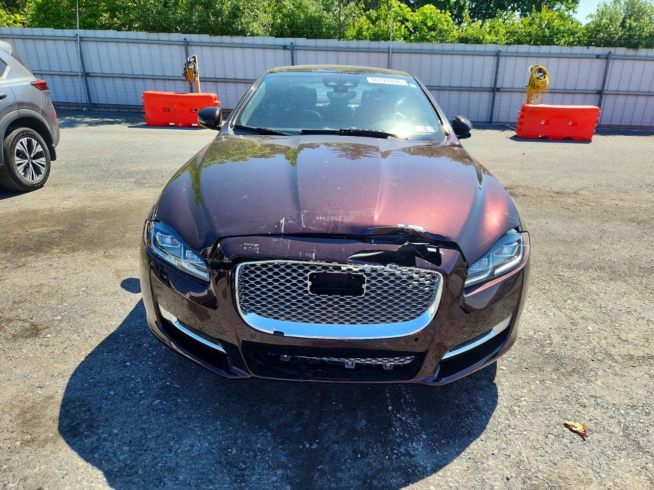 Jaguar XJ Portfolio