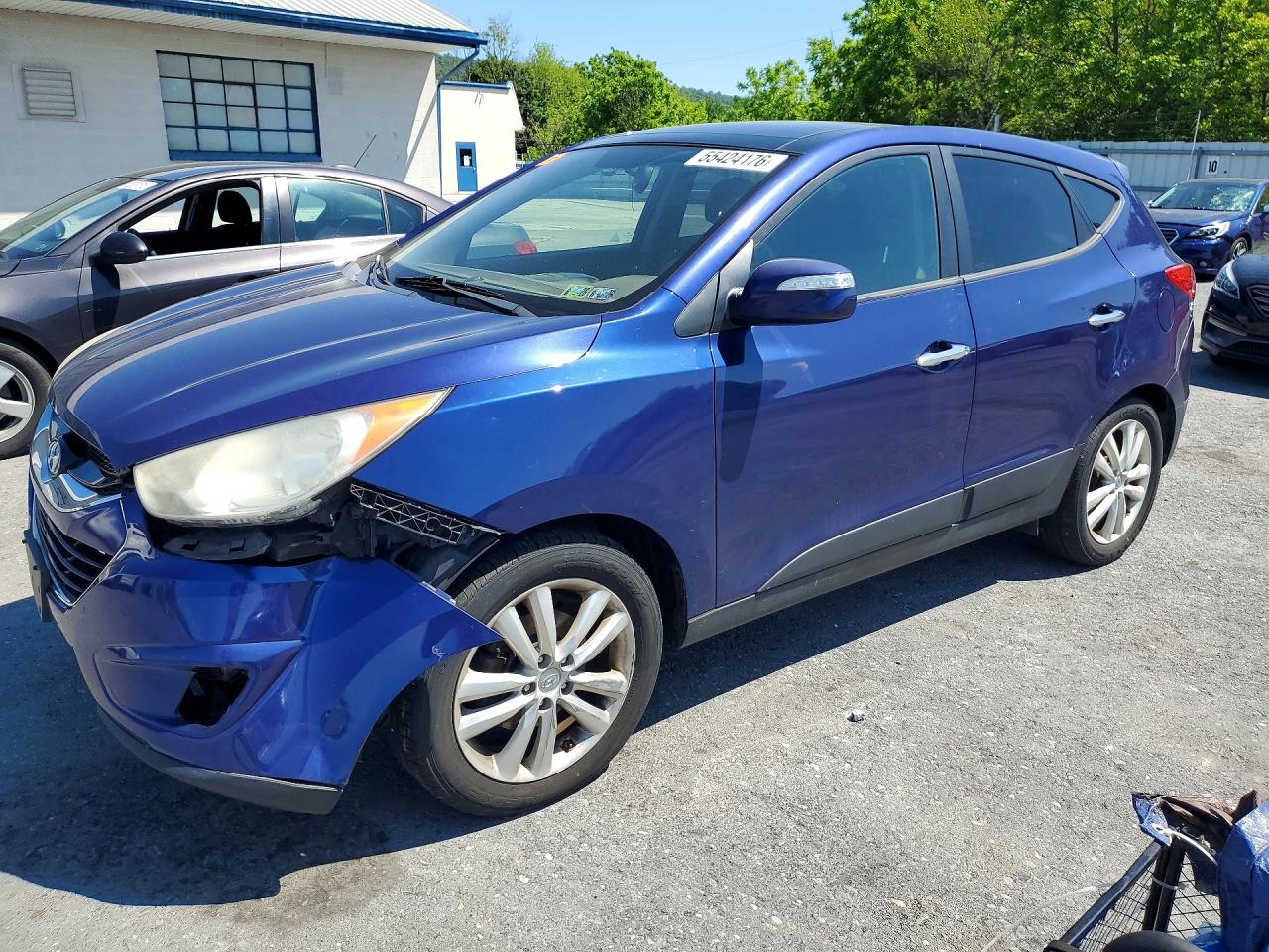 Salvage Hyundai TUCSON Image