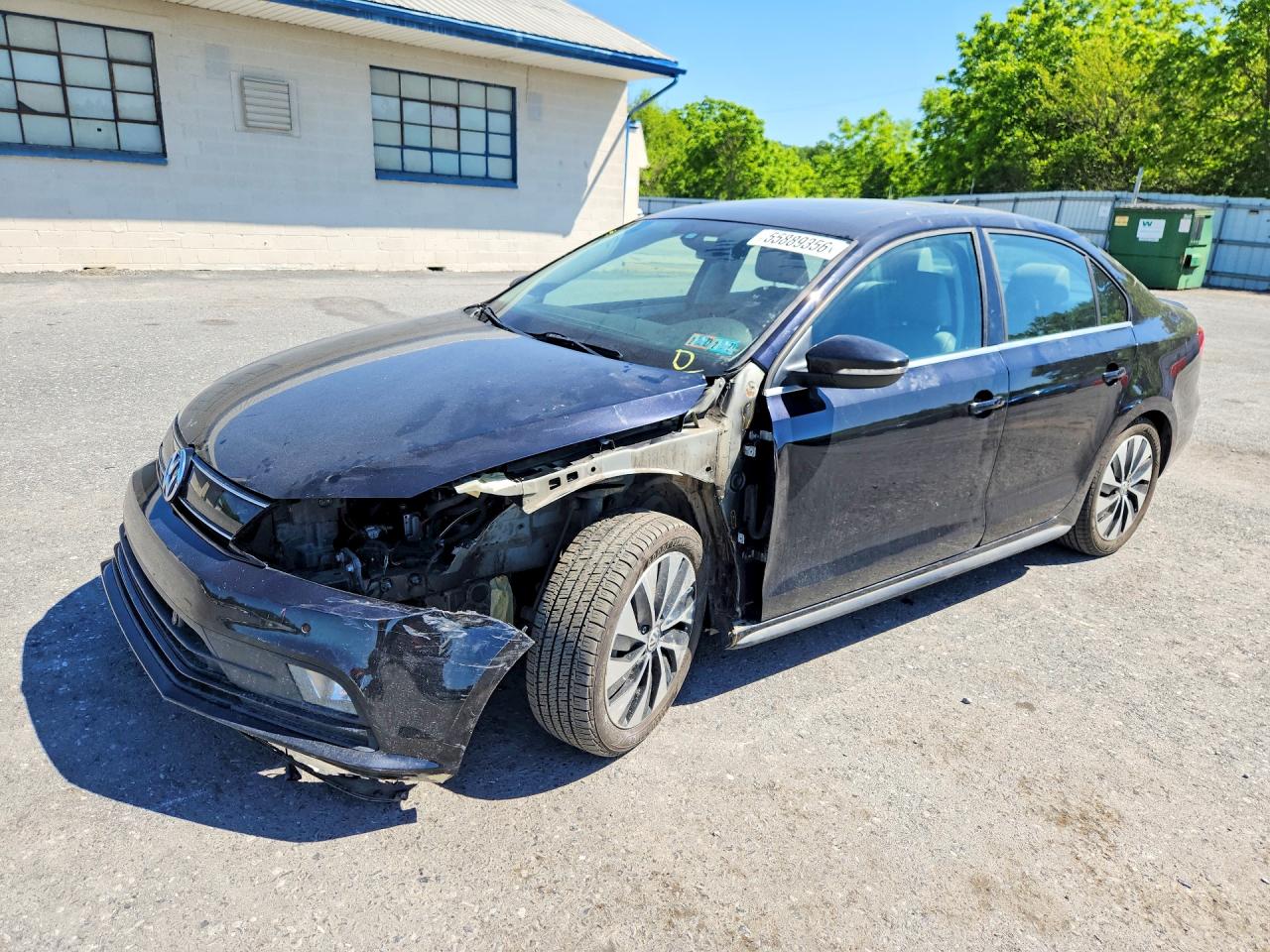 Salvage Volkswagen Jetta Image
