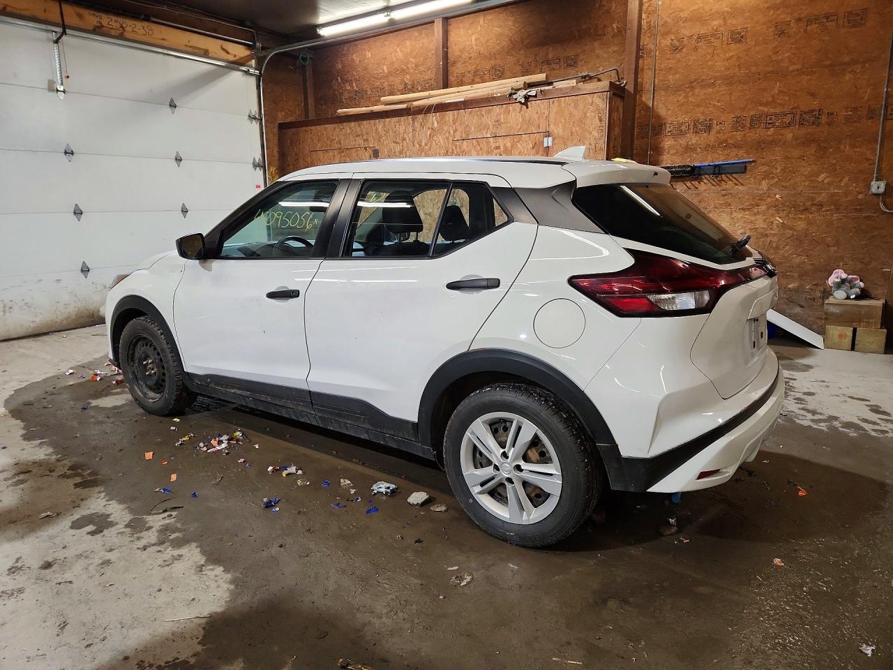 Nissan Kicks S