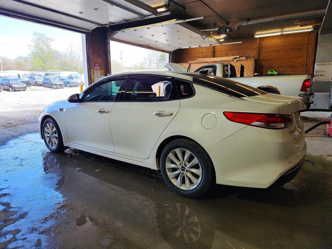 Kia Optima Ex