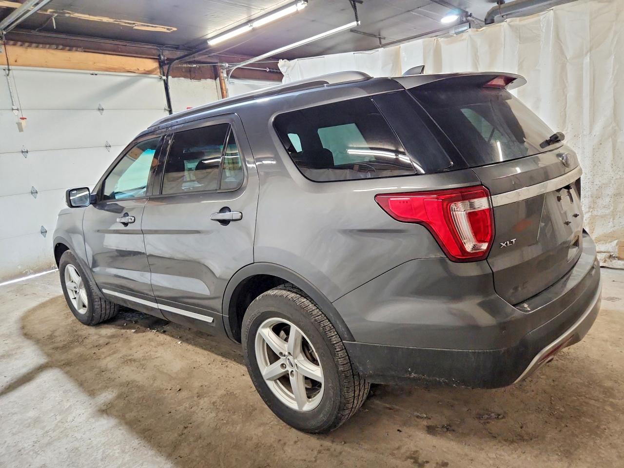 Ford Explorer Xlt