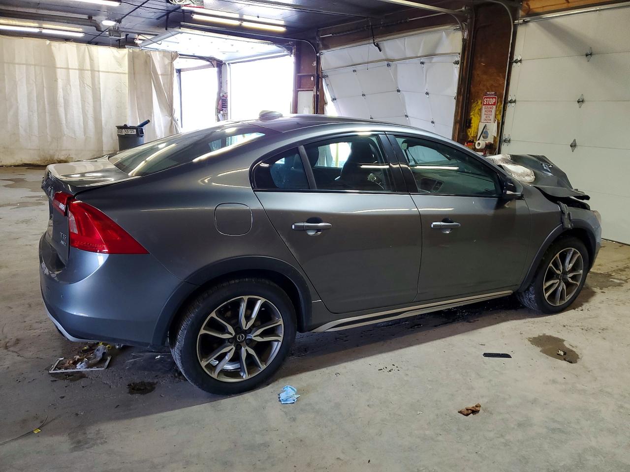 Volvo S60 T5