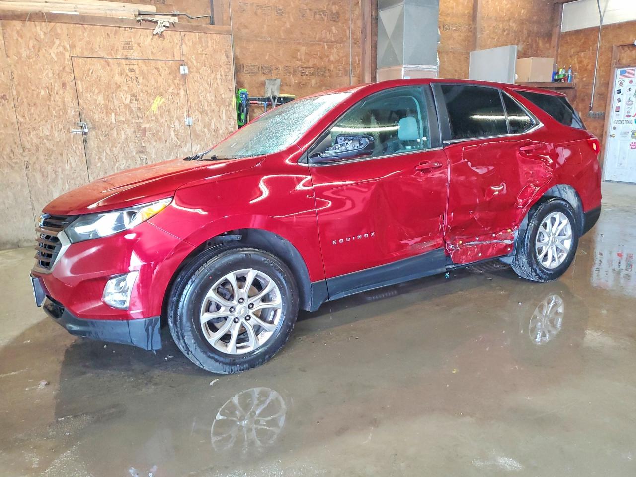 Salvage Chevrolet Equinox Image