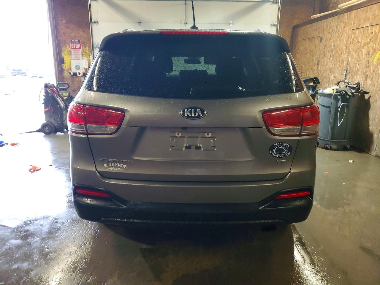 Kia Sorento Lx V6