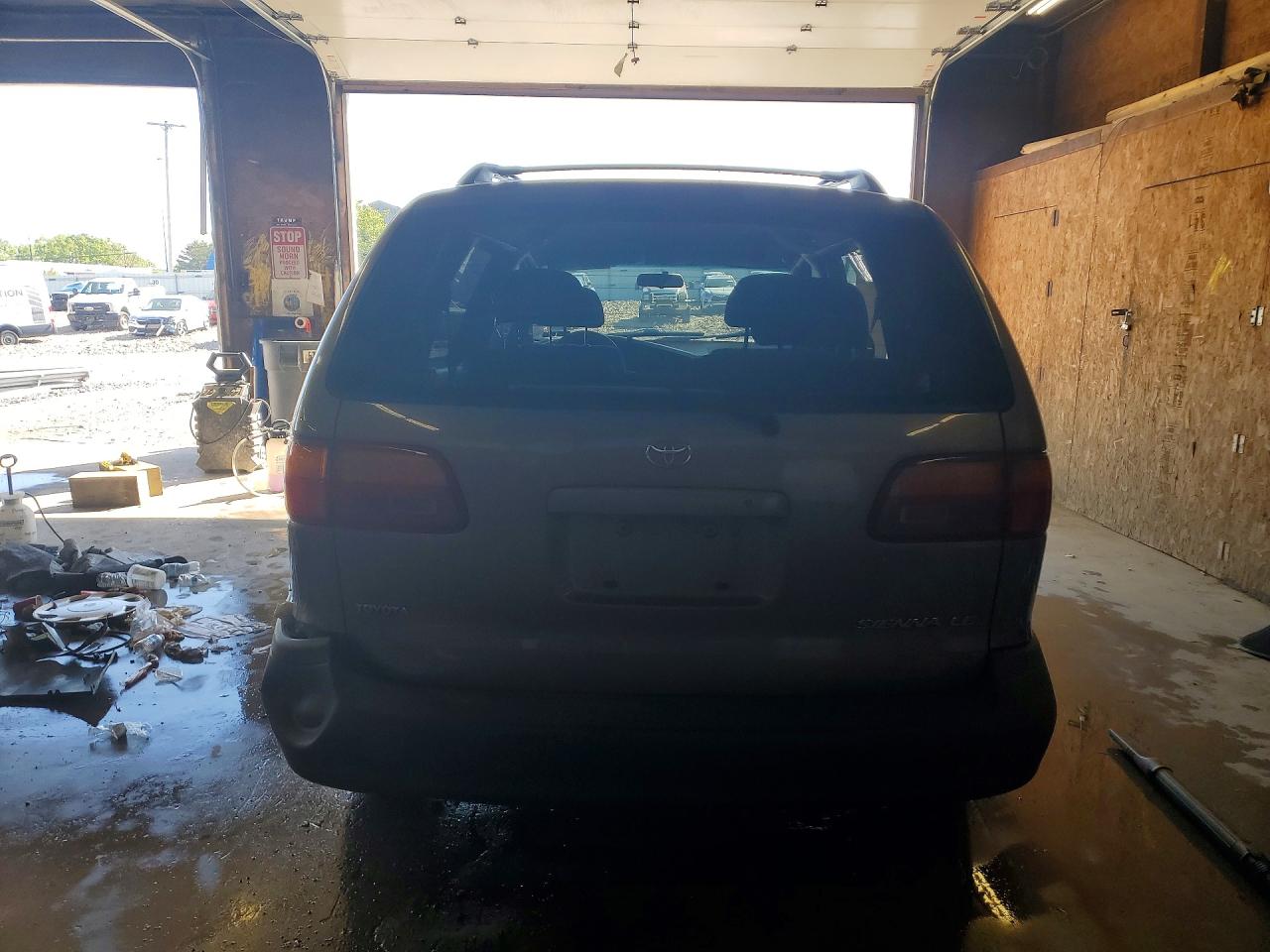Toyota Sienna Le