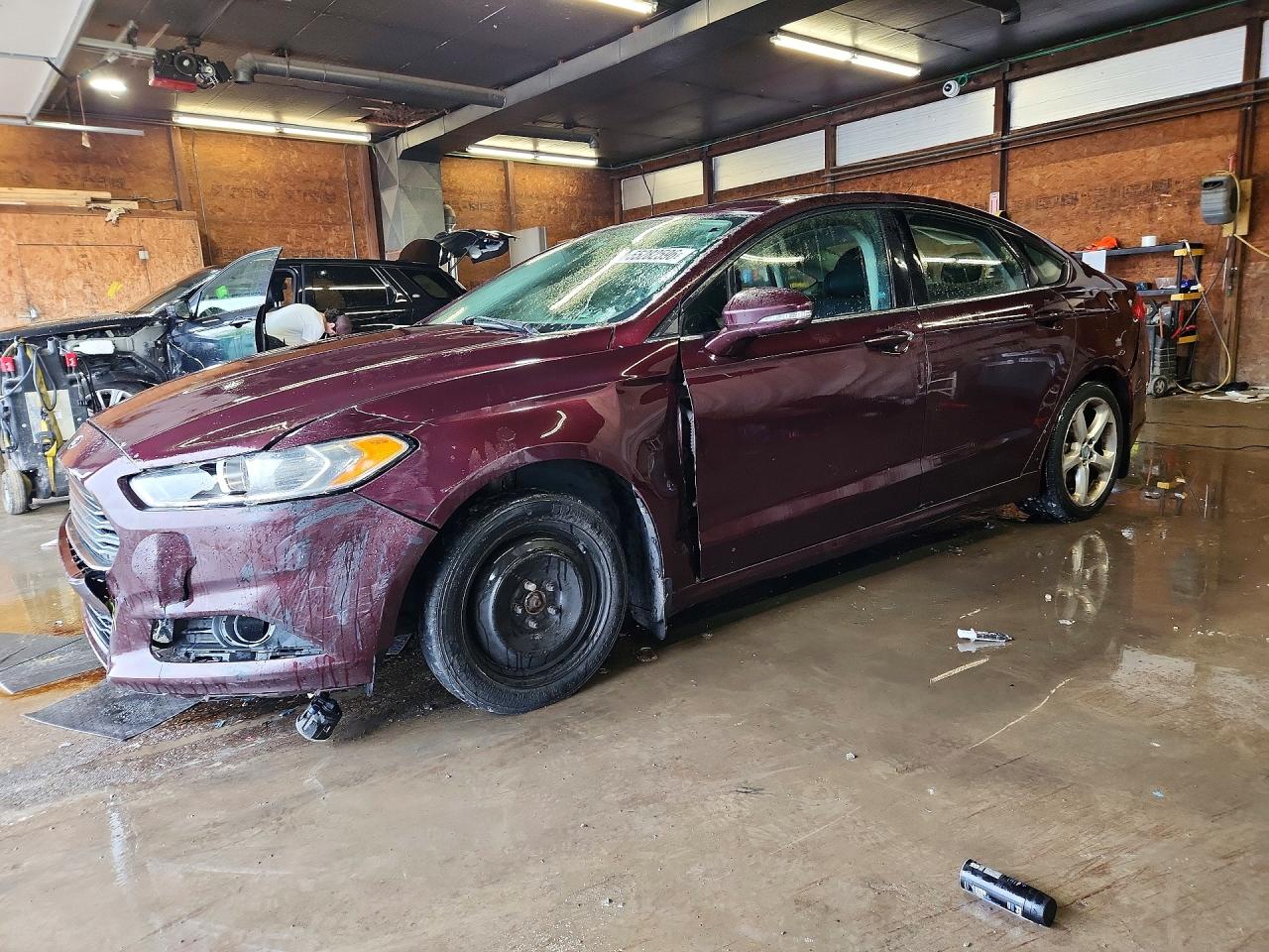 Salvage Ford Fusion Image