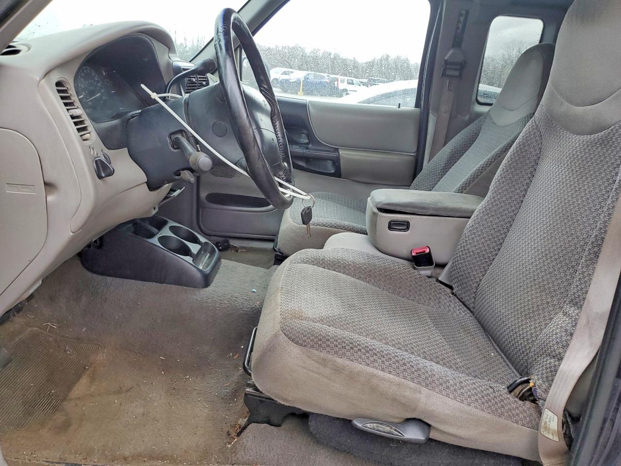 Ford Ranger Super Cab