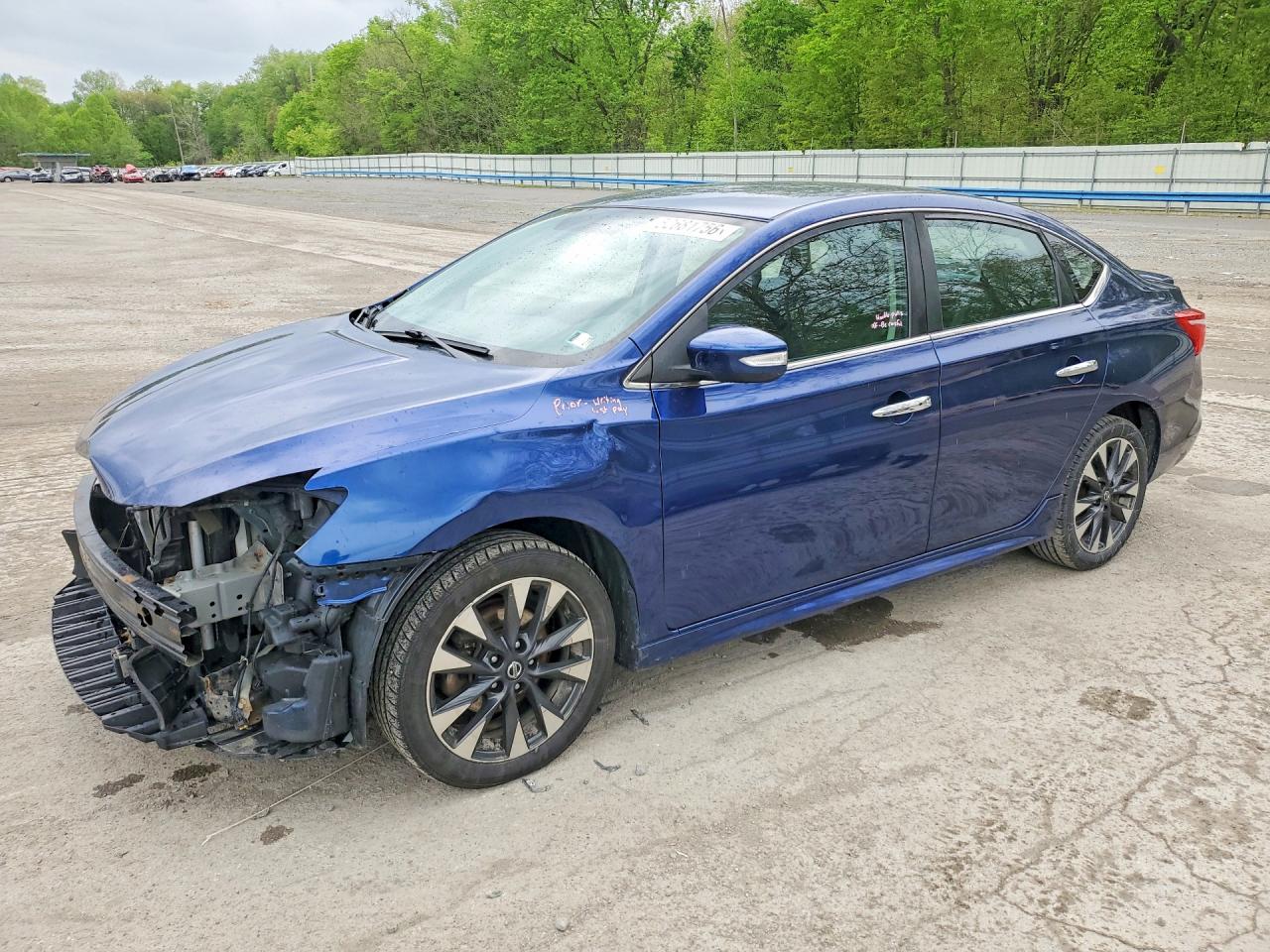 Salvage Nissan Sentra Image
