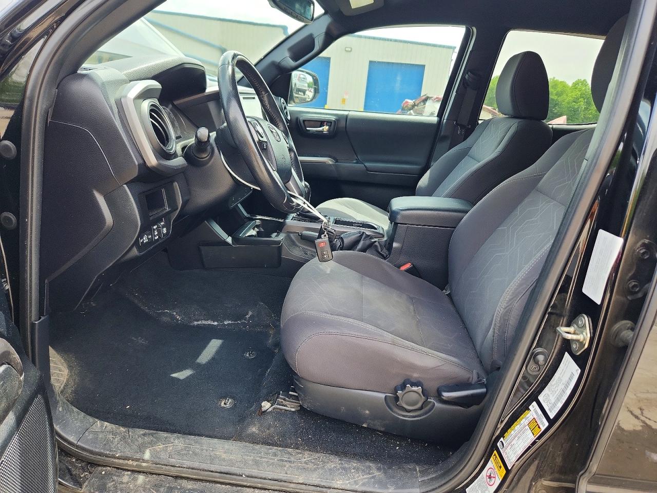 Toyota Tacoma Sr5 V6