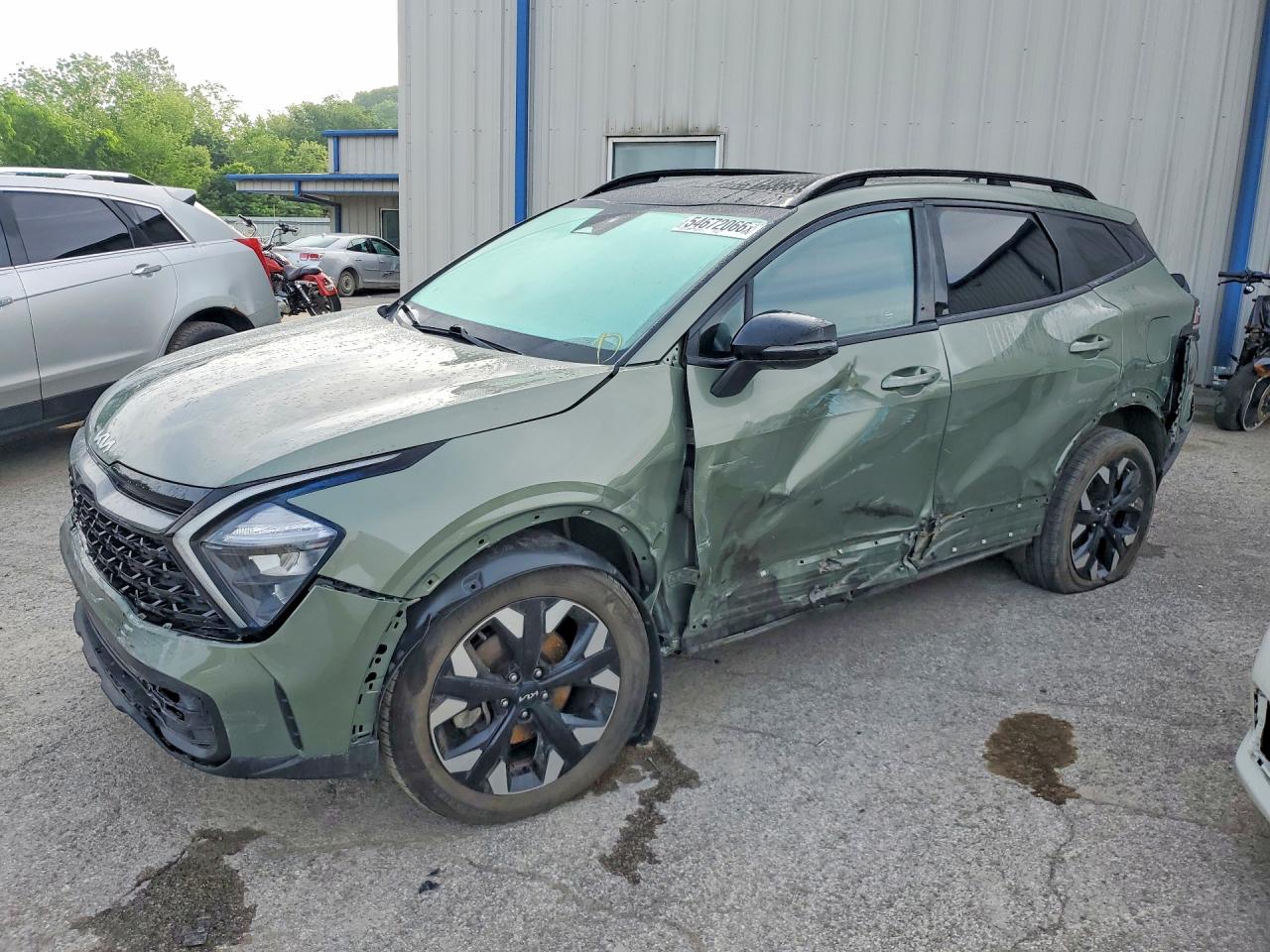 Salvage Kia Sportage Image