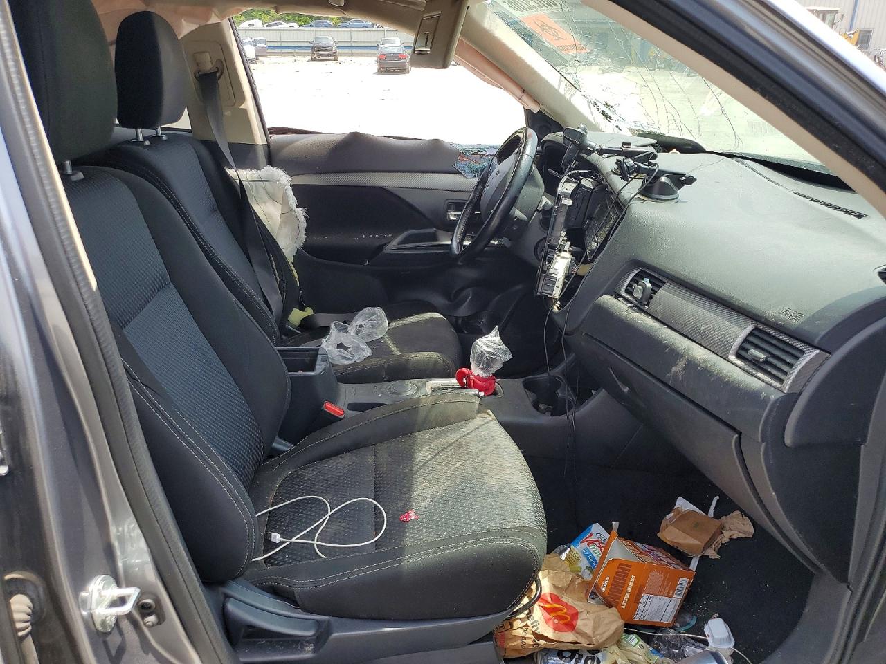 Mitsubishi Outlander Es