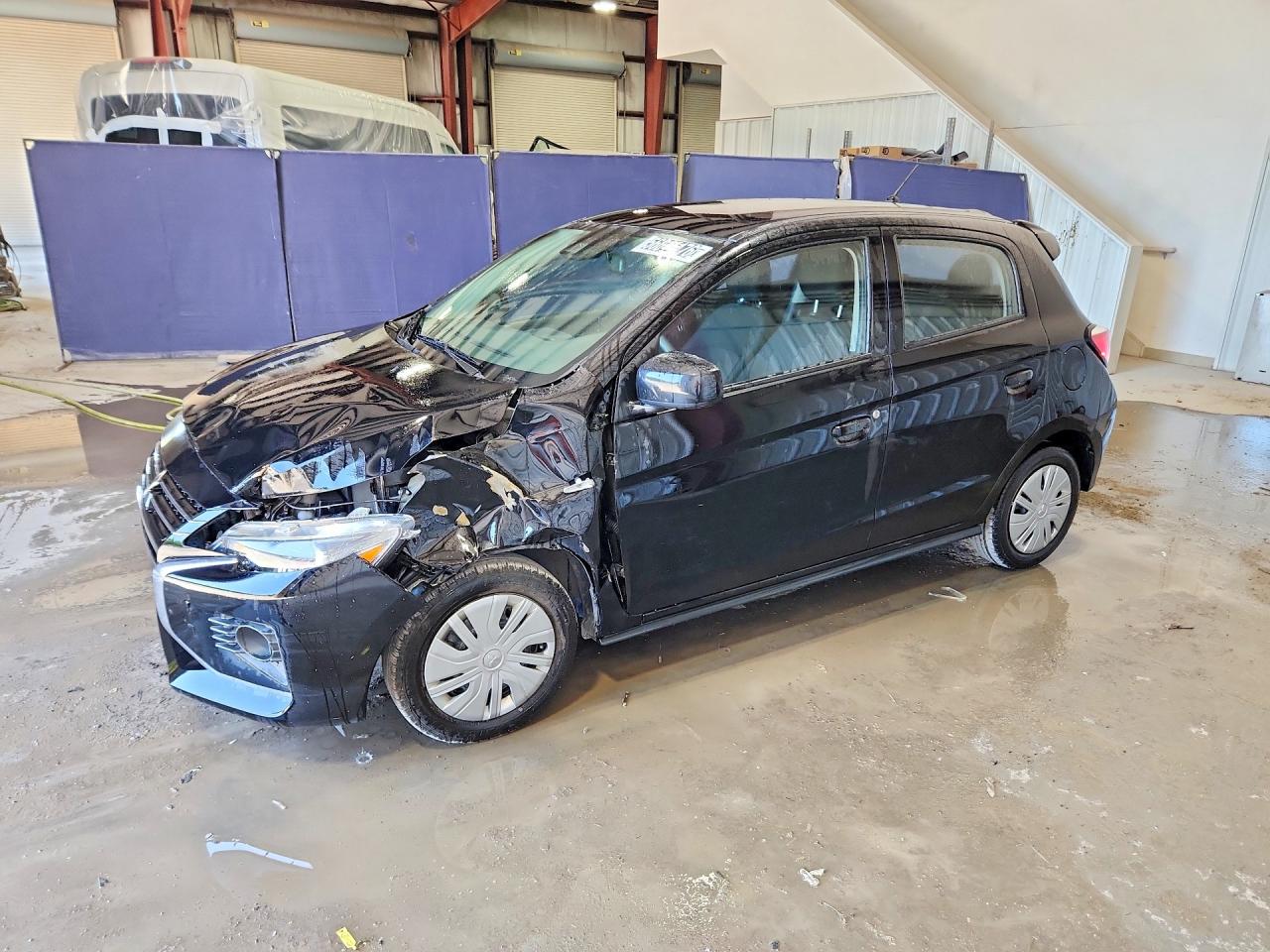 Salvage Mitsubishi Mirage Image