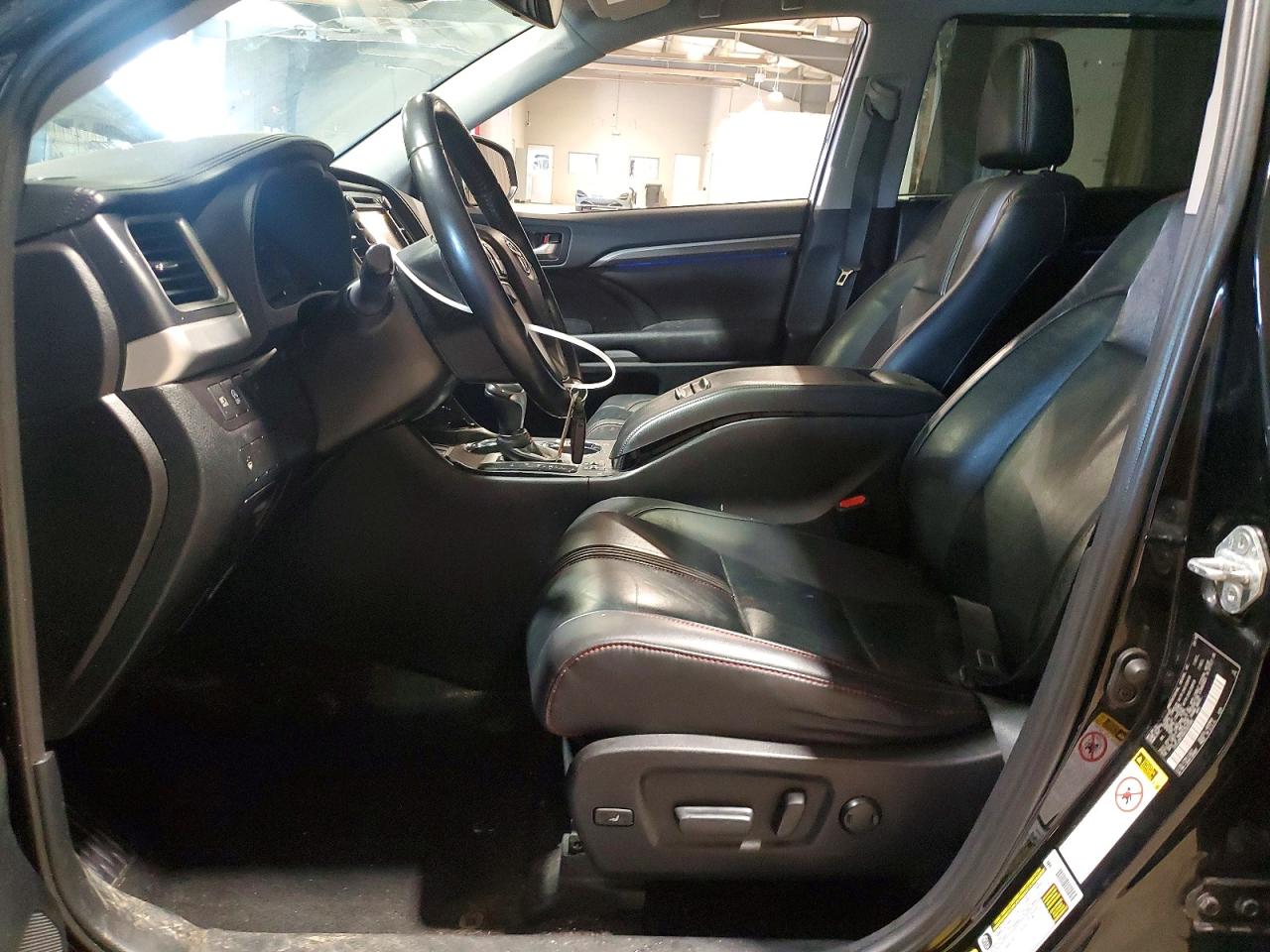 Toyota Highlander Se