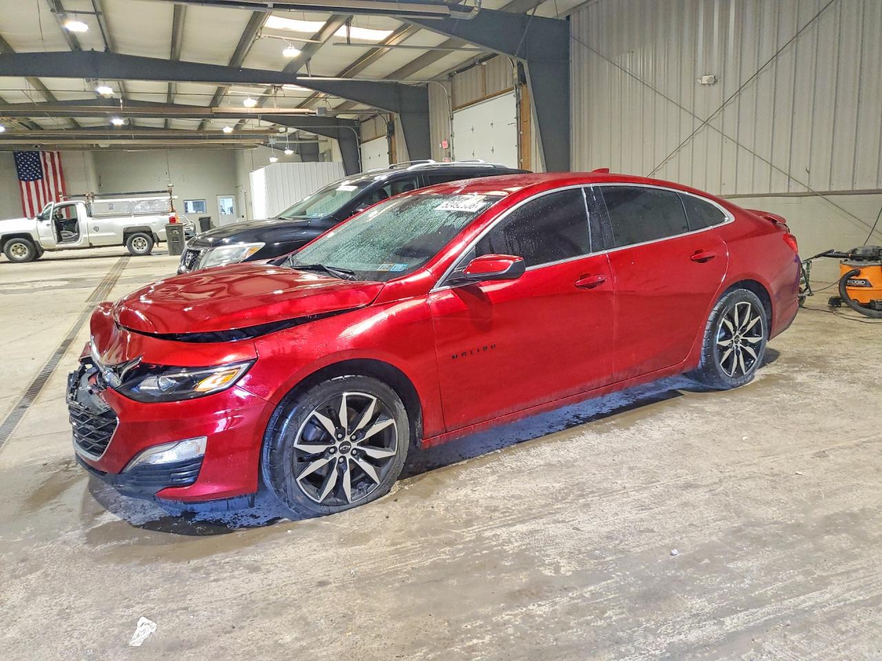 Salvage Chevrolet Malibu Image