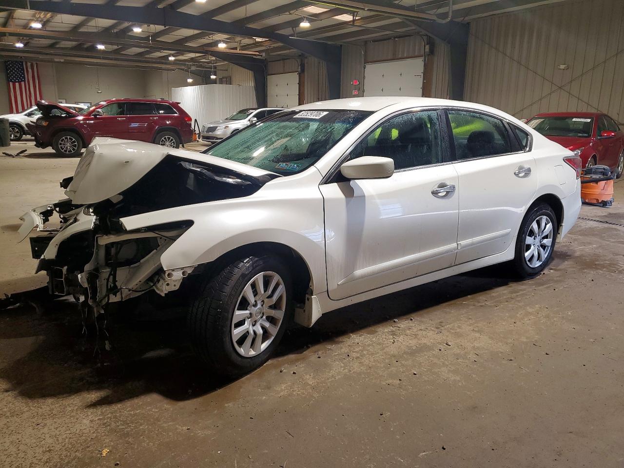 Salvage Nissan Altima Image