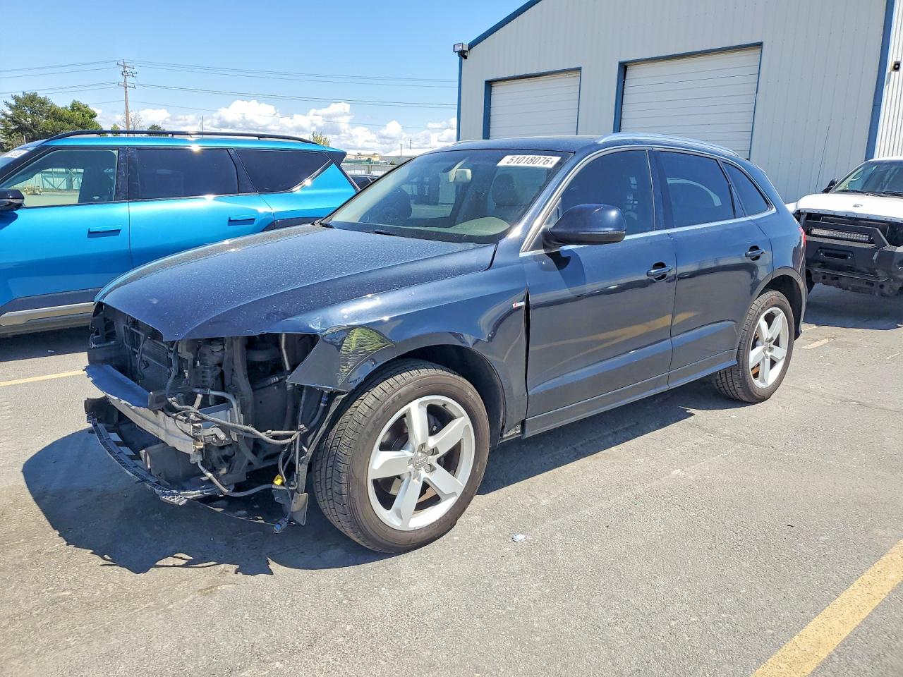 Salvage Audi Q5 Image