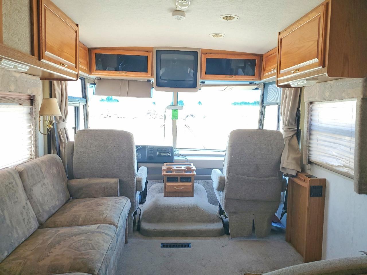 Winn F-550