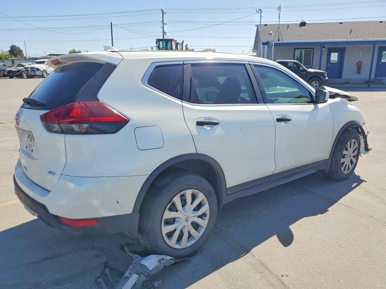 Nissan Rogue S