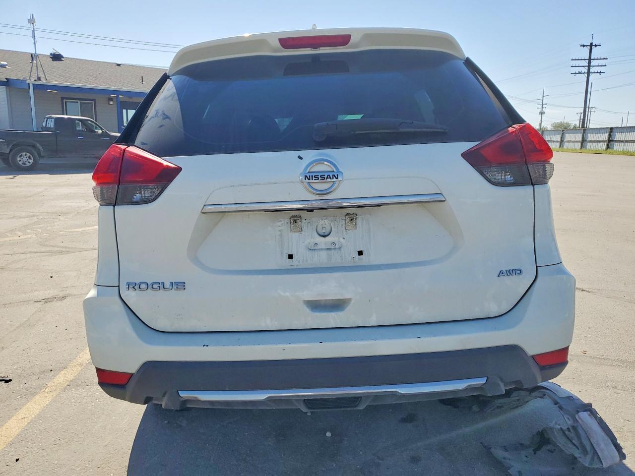 Nissan Rogue S
