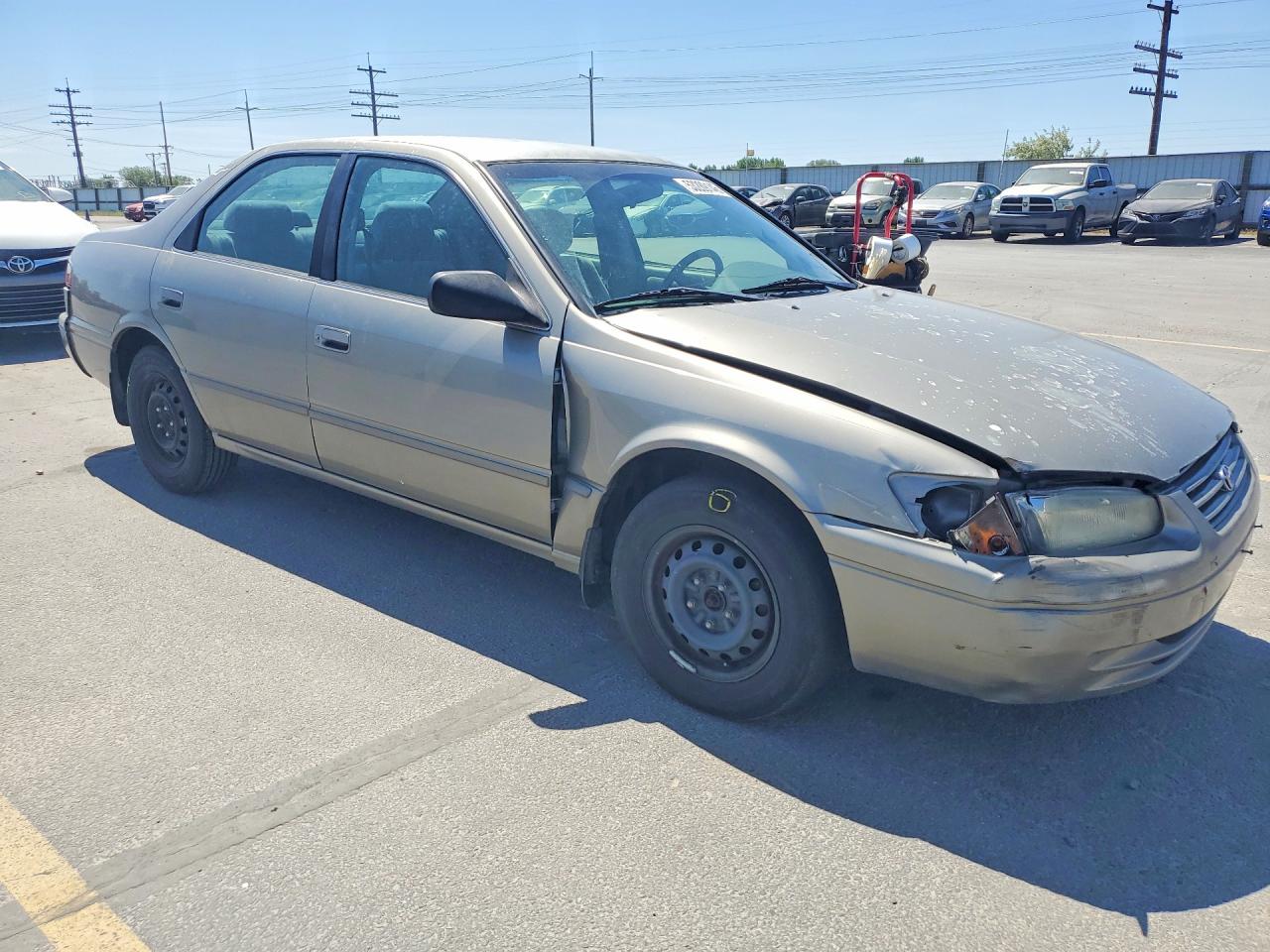 Toyota Camry Le