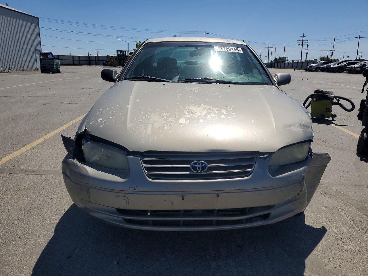 Toyota Camry Le
