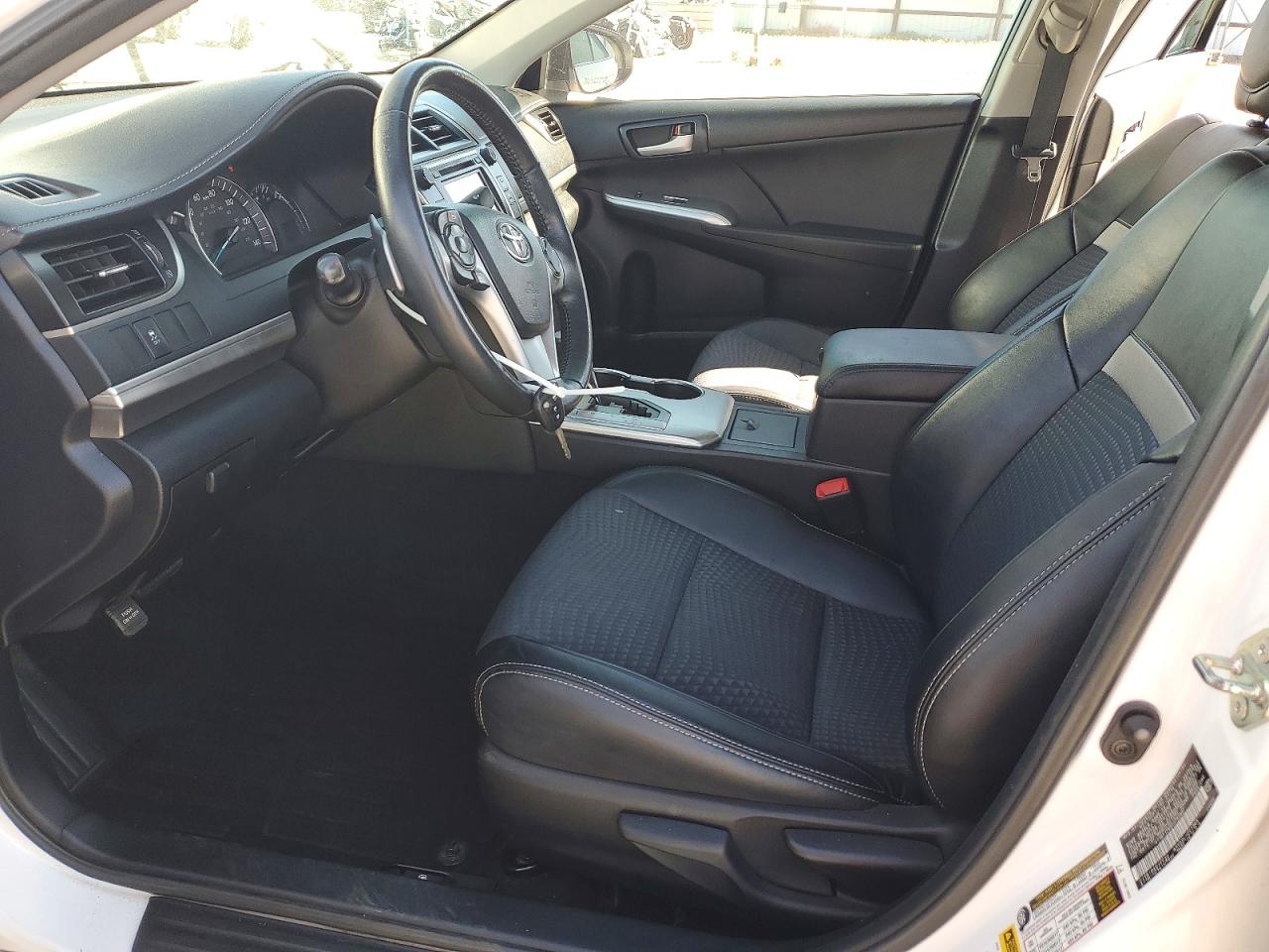 Toyota Camry Se