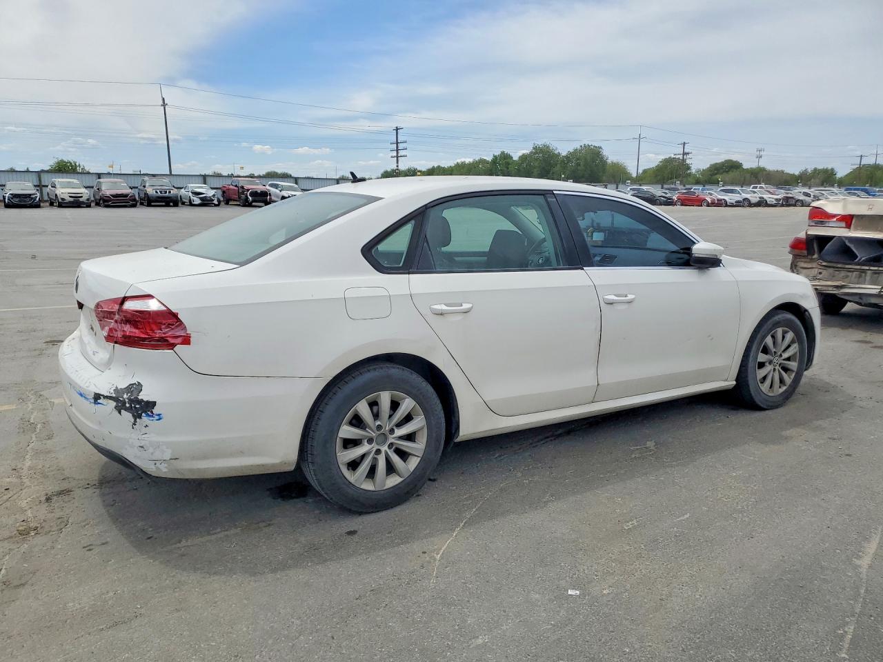 Volkswagen Passat S