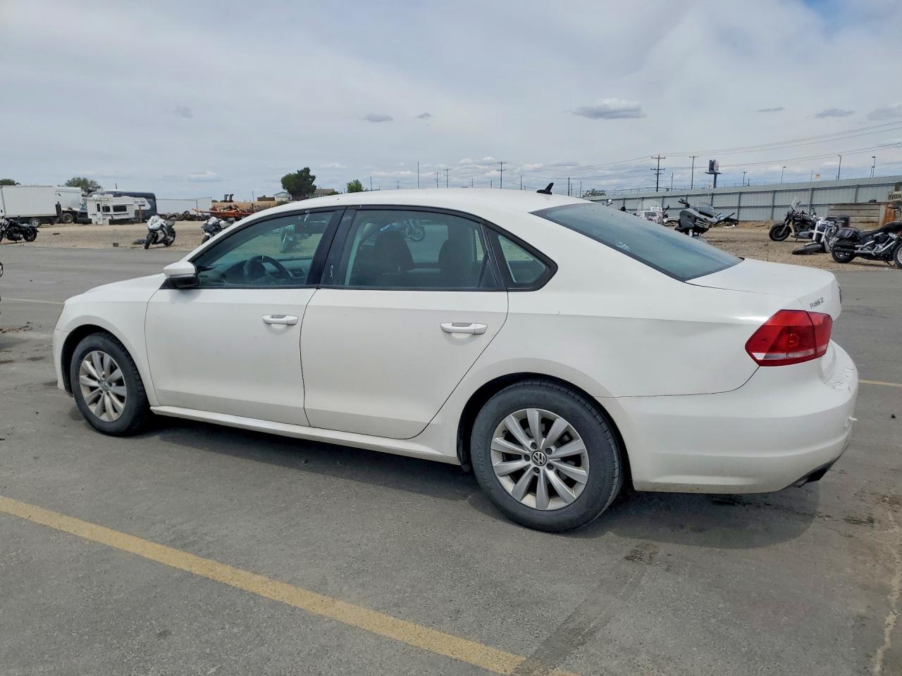 Volkswagen Passat S