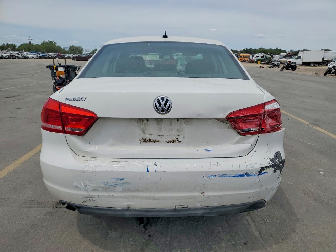 Volkswagen Passat S