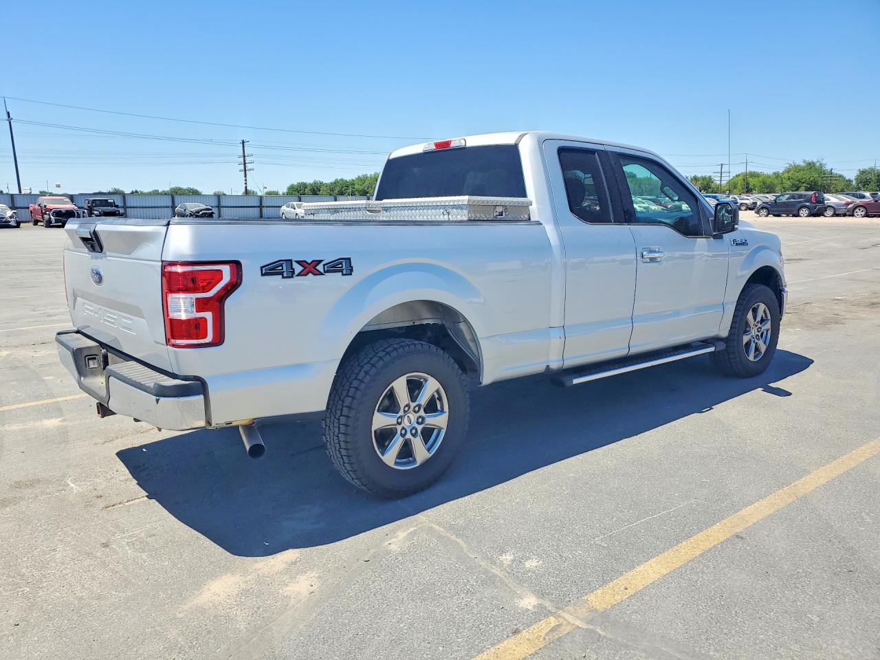 Ford F-150 Super Cab