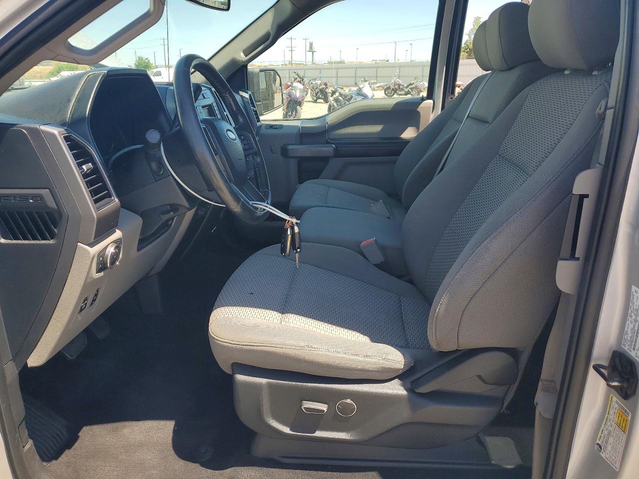 Ford F-150 Super Cab