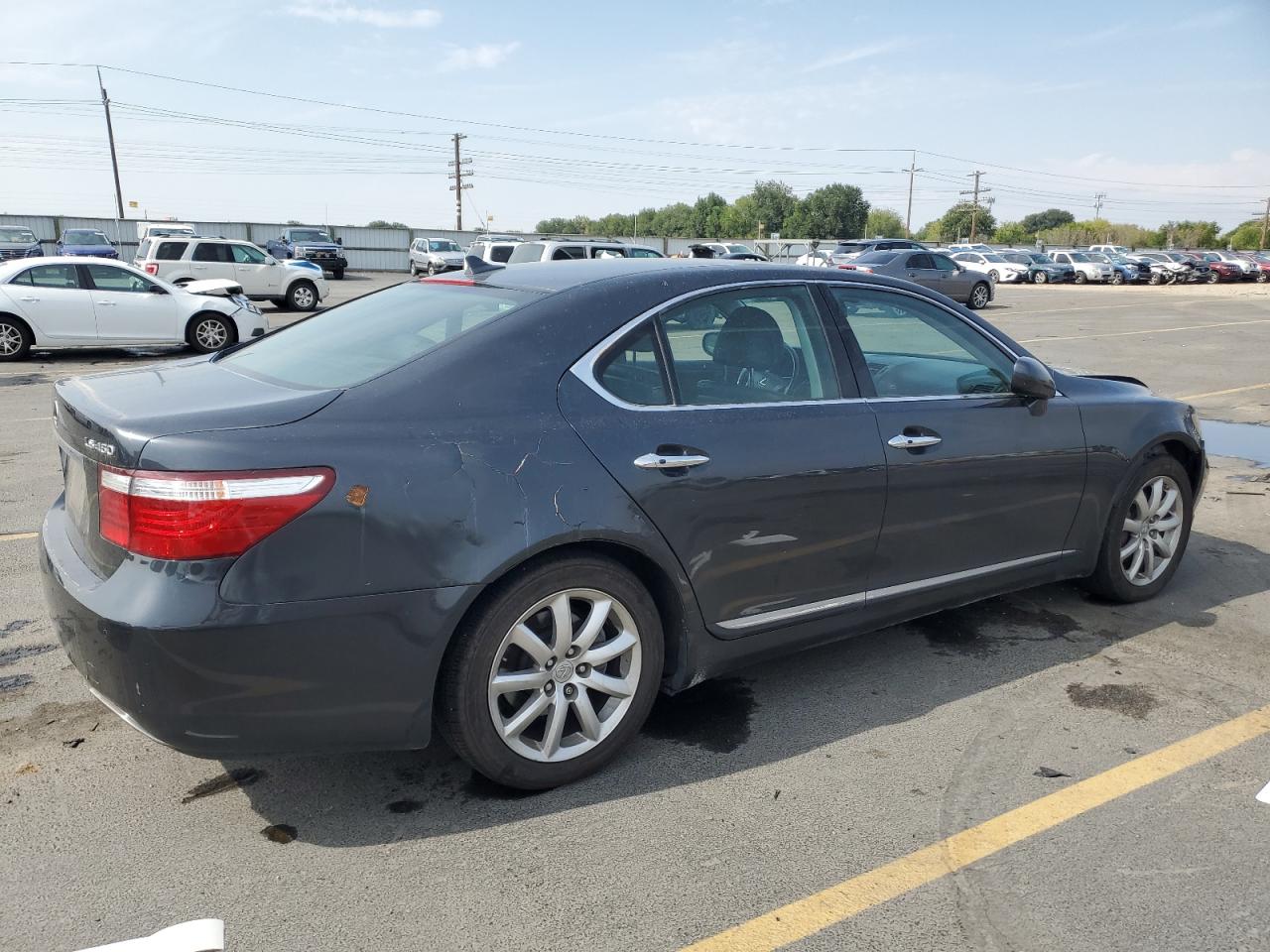 Lexus LS 460