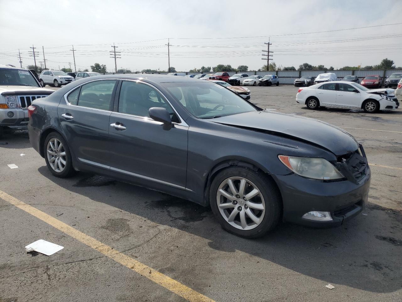 Lexus LS 460