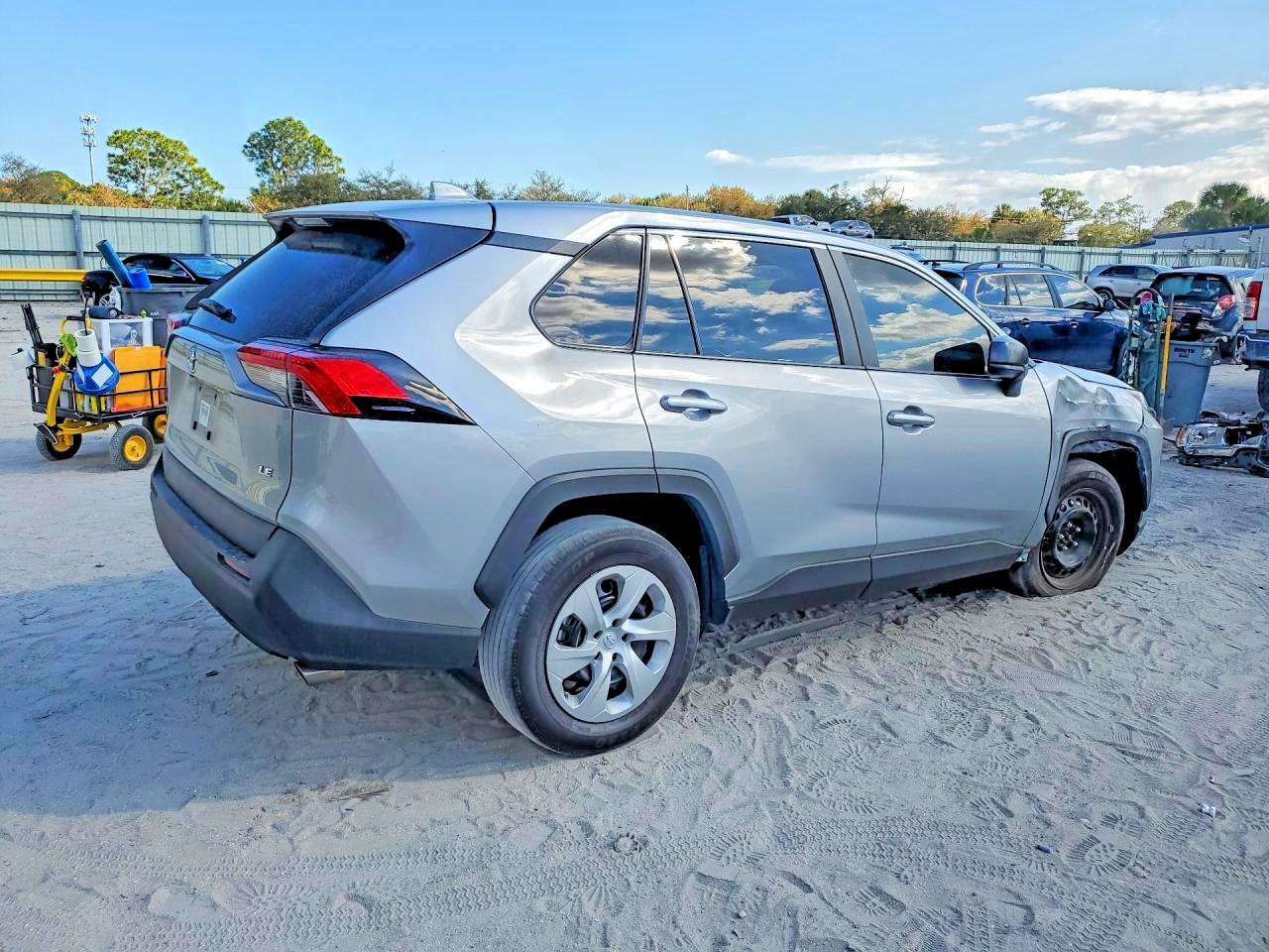 Toyota RAV4 Le